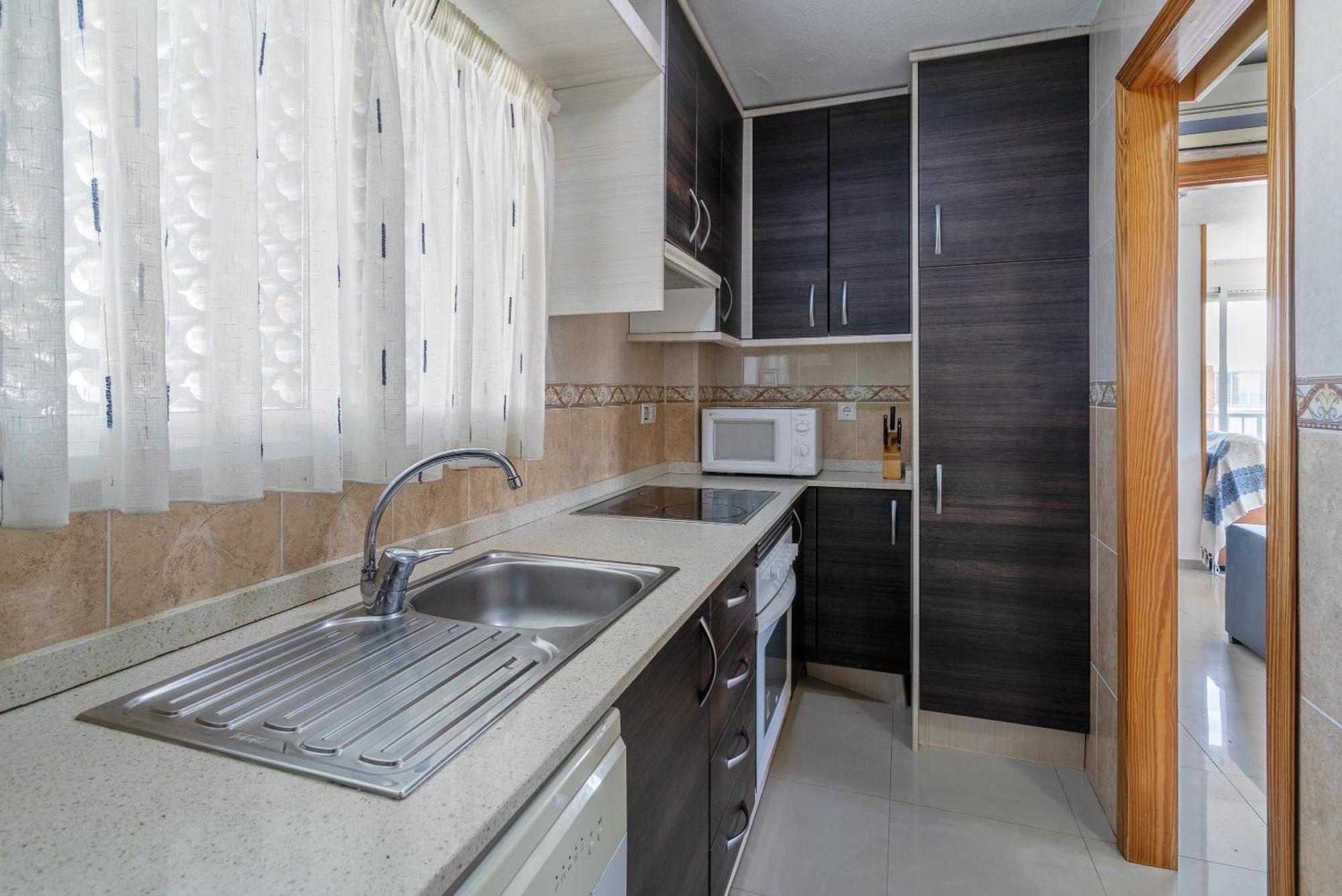Apartamento Urbanizacion Torres Alicante